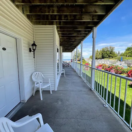 Bay Breeze Resort Ephraim Exterior photo