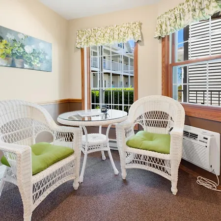 Bay Breeze Resort Ephraim Exterior photo