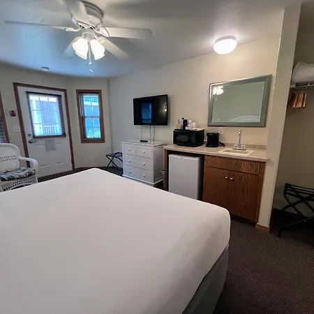Bay Breeze Resort Ephraim Exterior photo