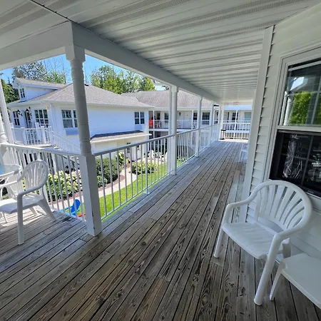 Bay Breeze Resort Ephraim Exterior photo