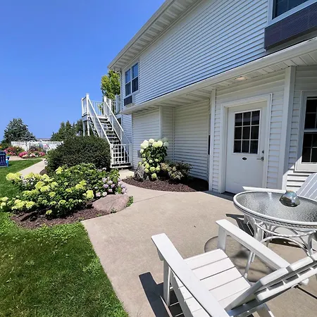 Bay Breeze Resort Ephraim Exterior photo