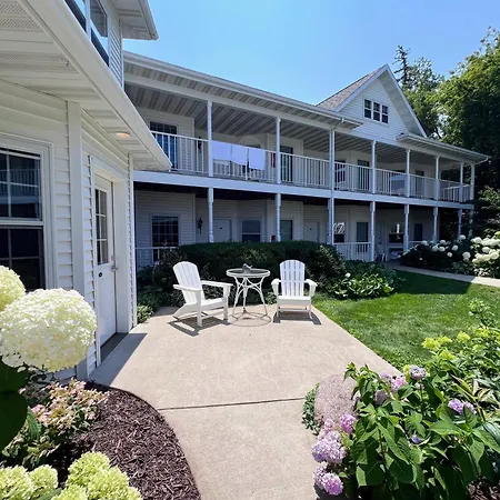 Bay Breeze Resort Ephraim Exterior photo