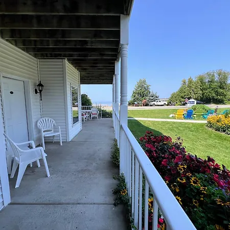 Bay Breeze Resort Ephraim Exterior photo