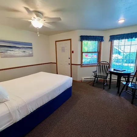 Bay Breeze Resort Ephraim Exterior photo