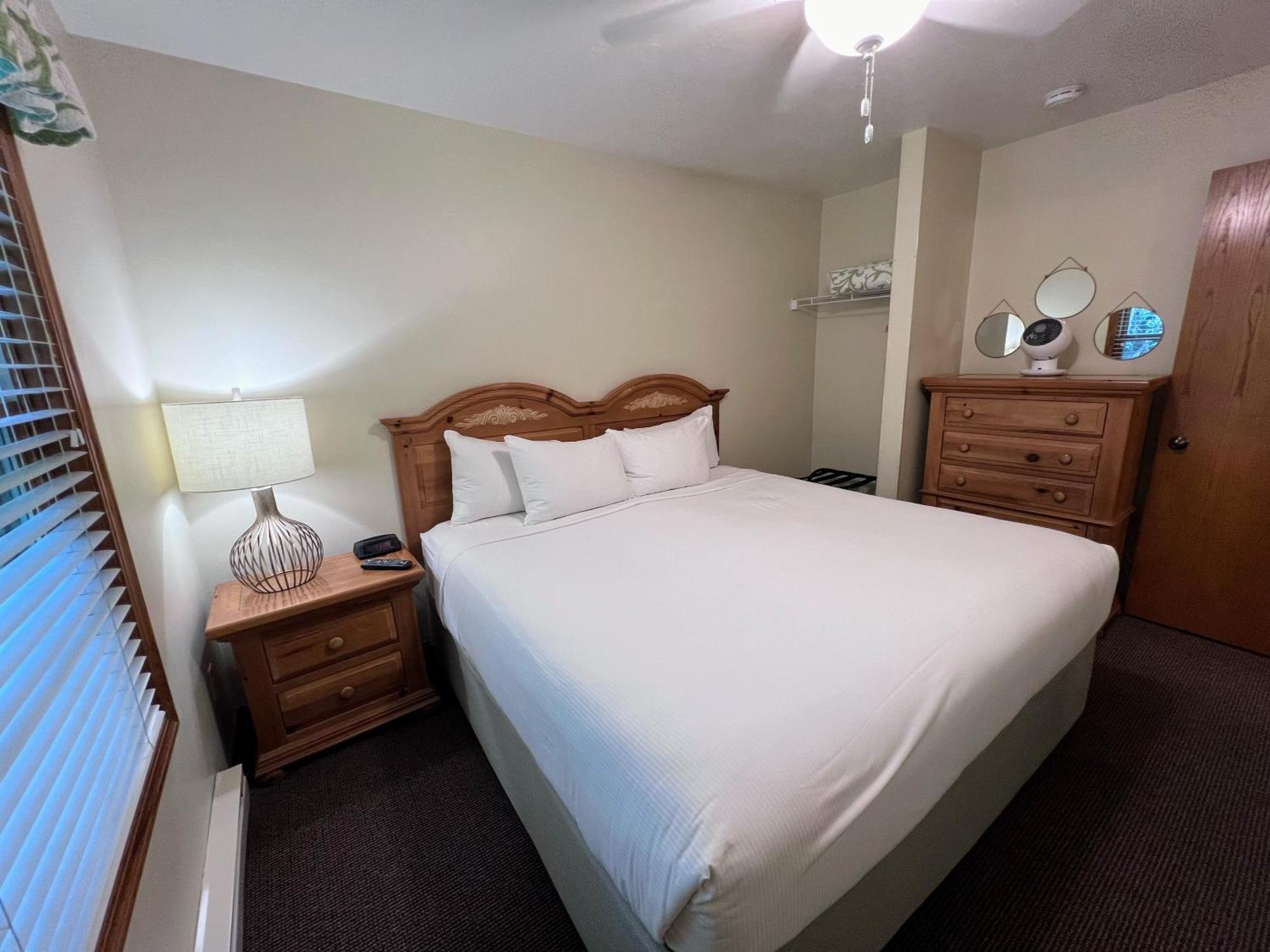 Hotel Bay Breeze